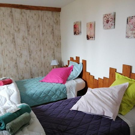 Ferienwohnung Les Dauphins Saint-Romain-de-Jalionas Exterior foto